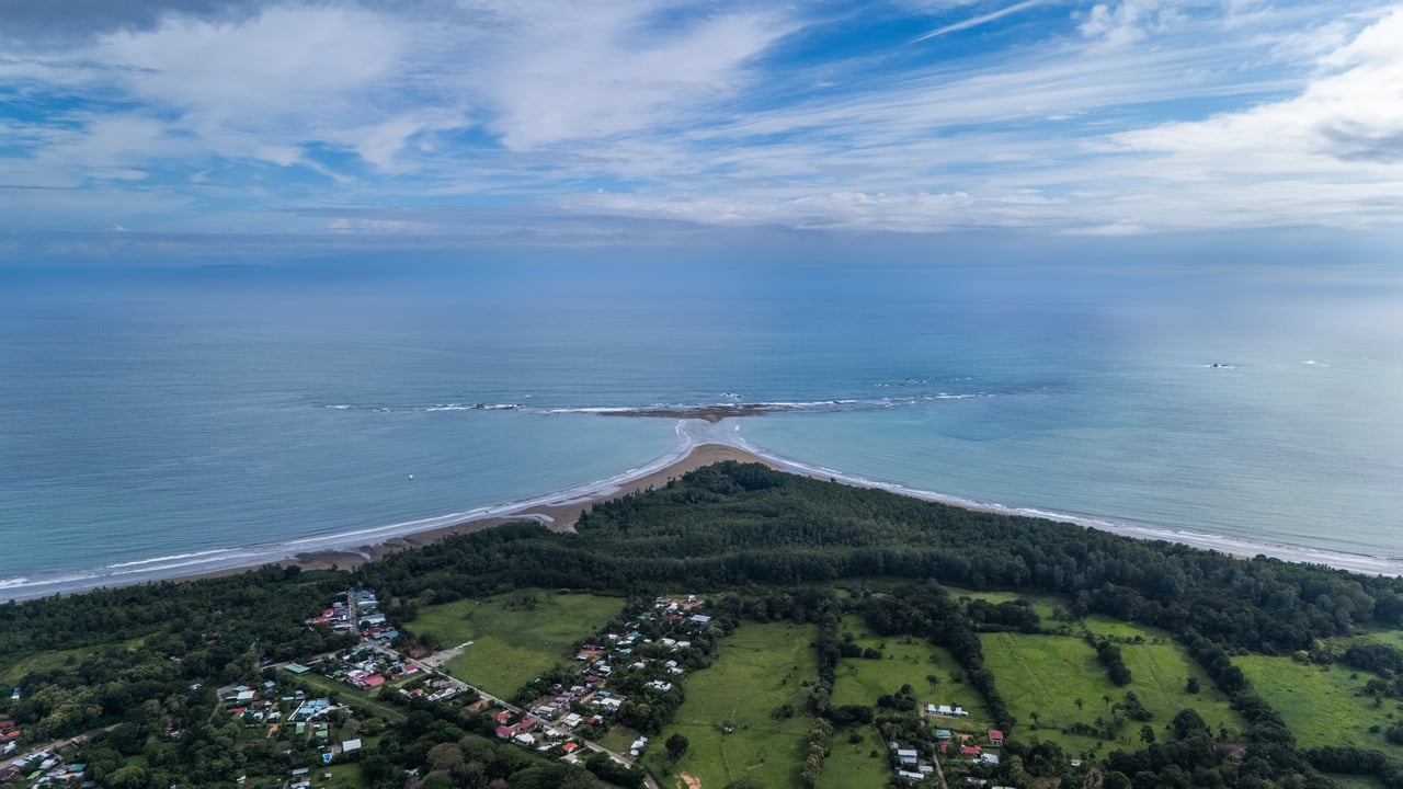 Private Luxury Villa with Whale Tail Ocean View Close to Downtown Uvita