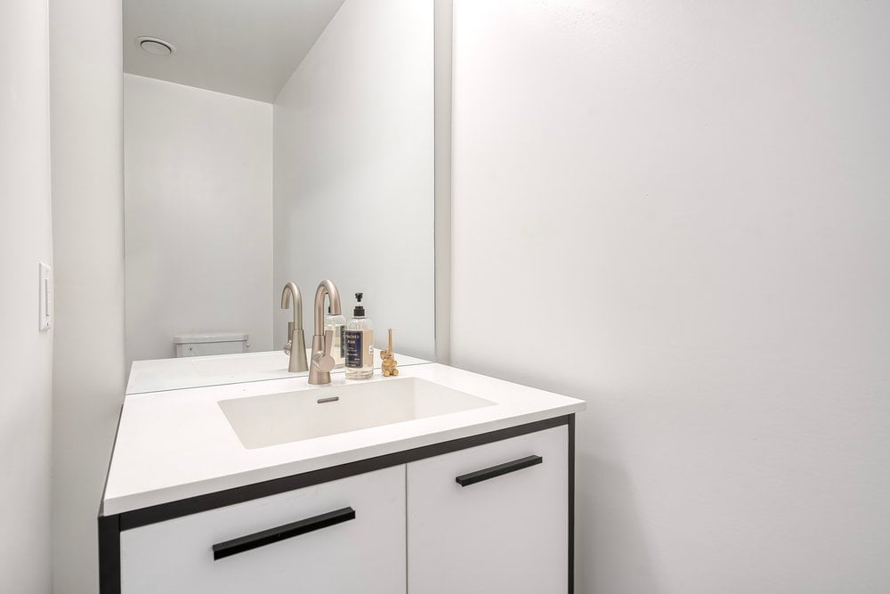 185 Deerfield Road 423