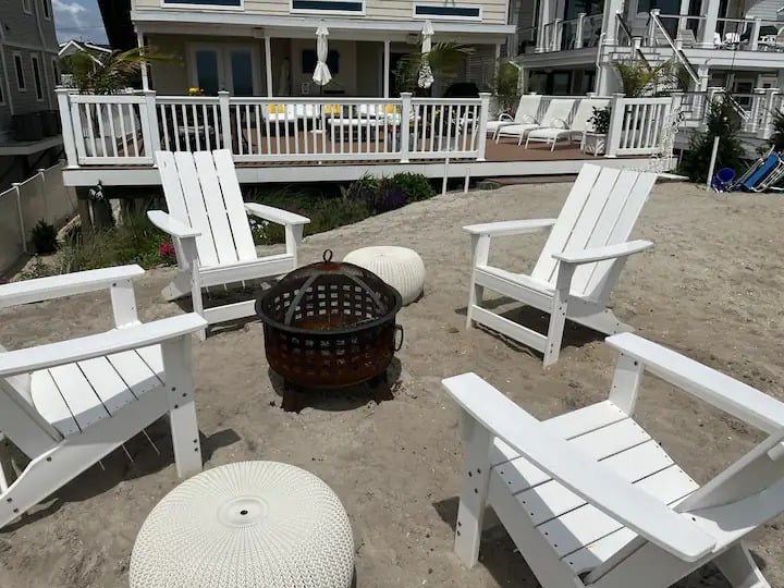 #492 Unbelievable Oceanfront Views Newly Renovated Summer Rental