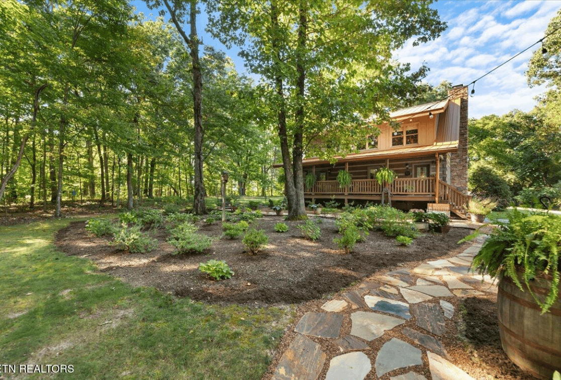 4264 Kingston Highway