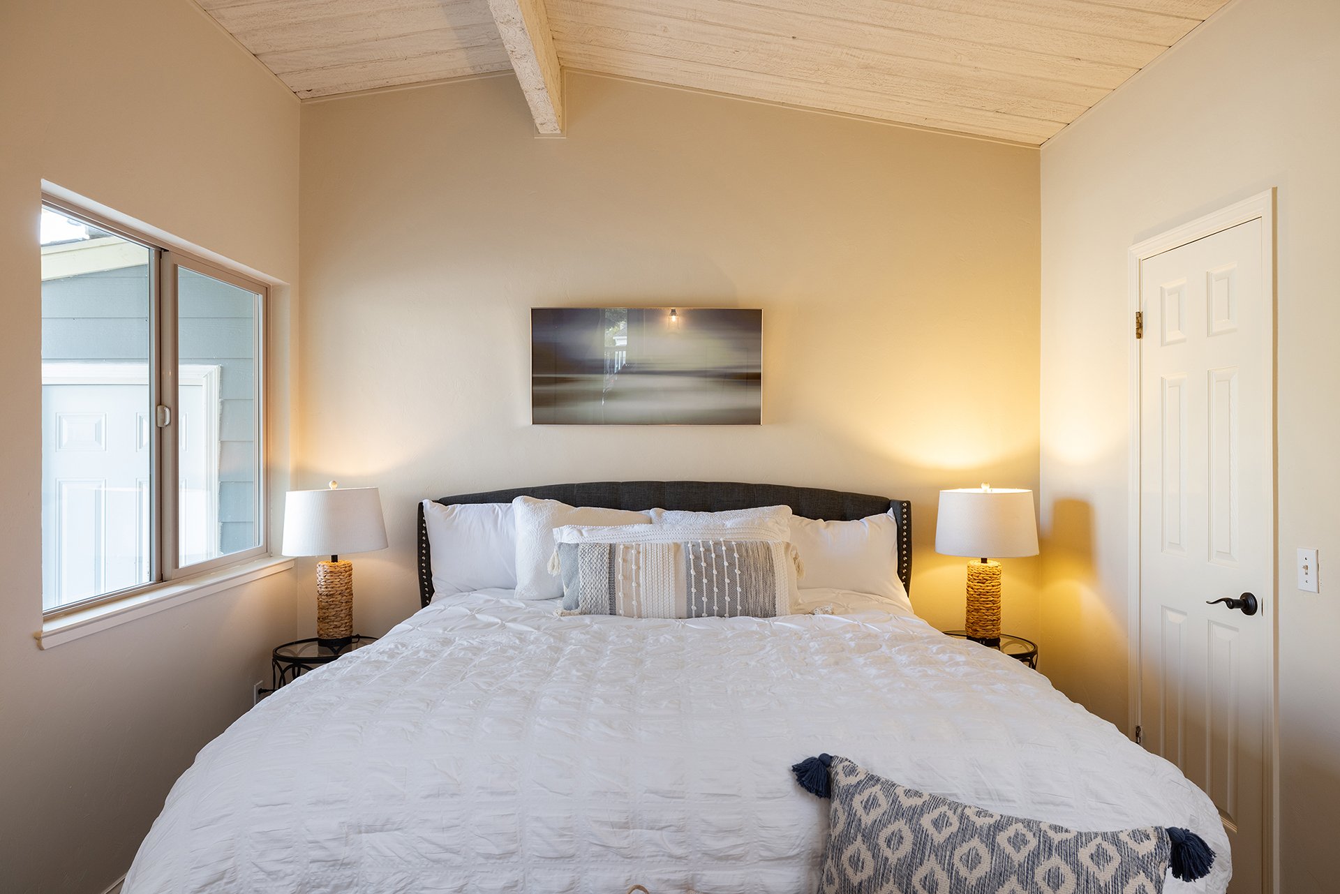 Pacific Grove Jewel - 603 Gibson Ave