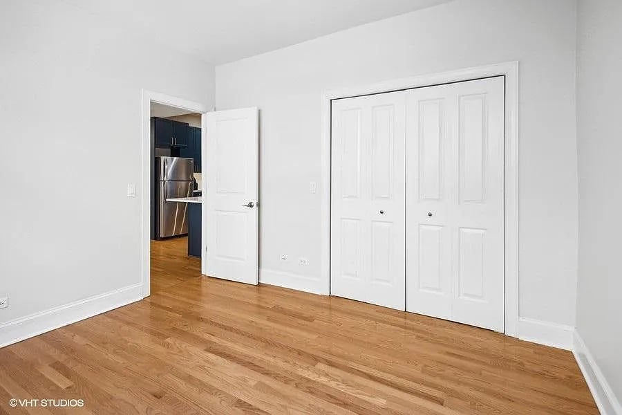 7635 N Greenview Ave APT 1W