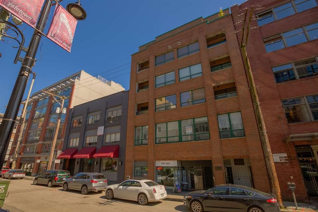 1226 Hamilton St, #301