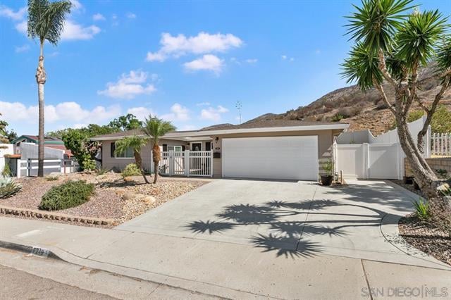7219 Golfcrest Dr