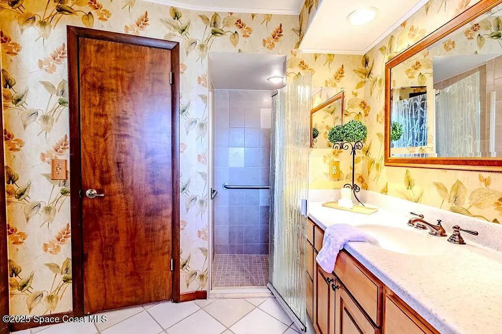 140 Satellite Ave