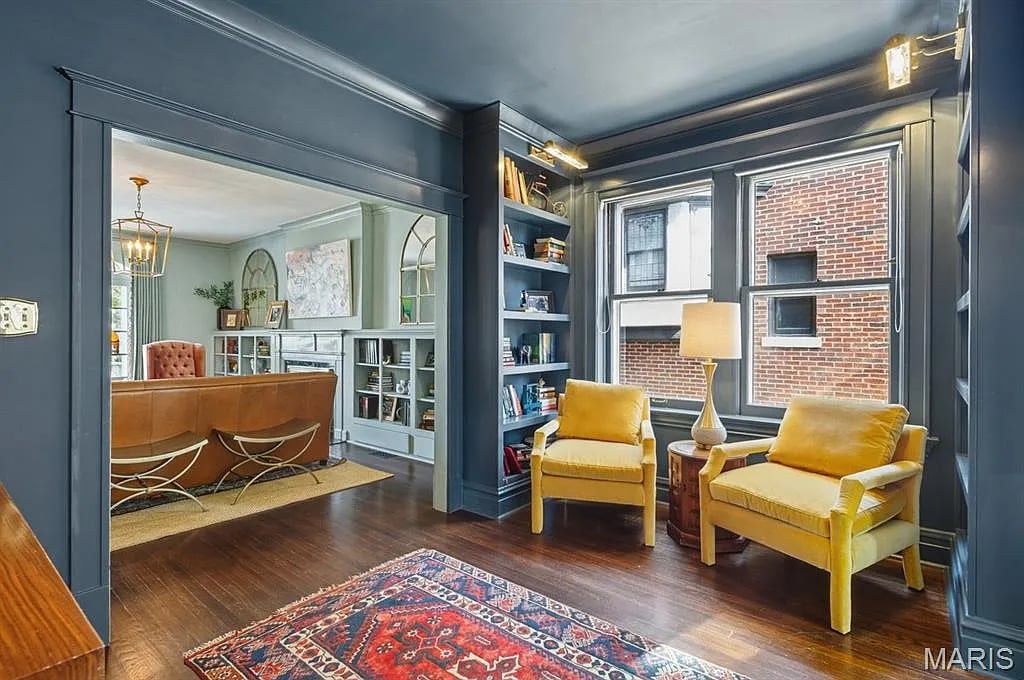 28 Arundel Place