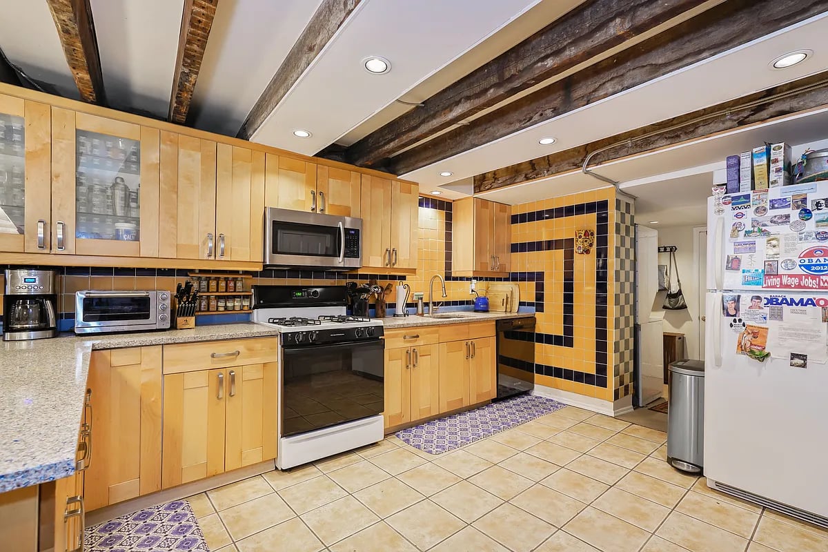 3 Dennett Place
