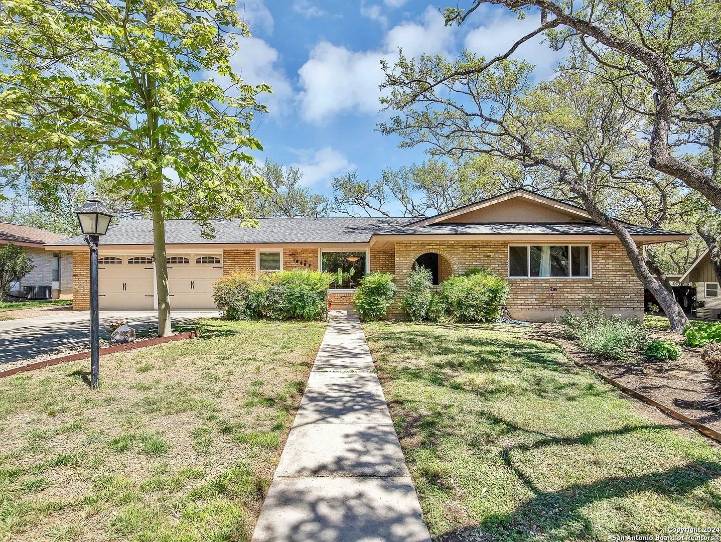 10802 Mount Tipton