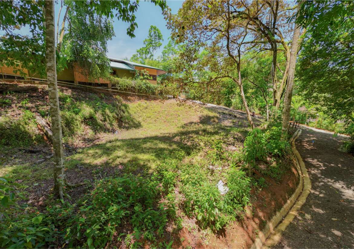 Uvita Ready-to-Build Lot Near the Beach – Commercial or Residential Potential