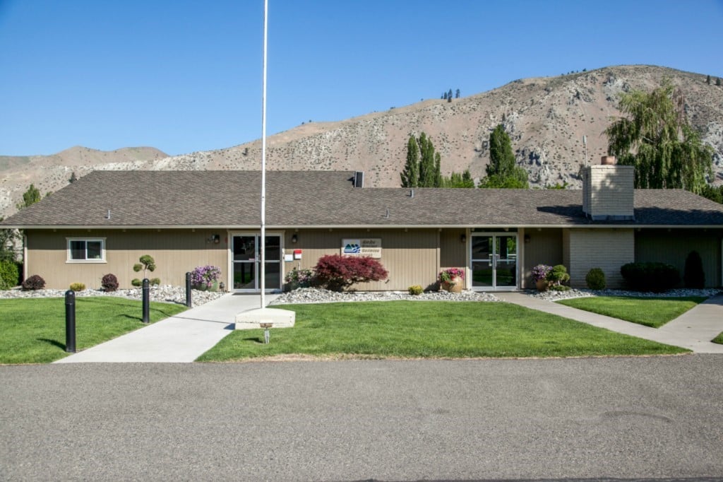 280 Lake Front Rd