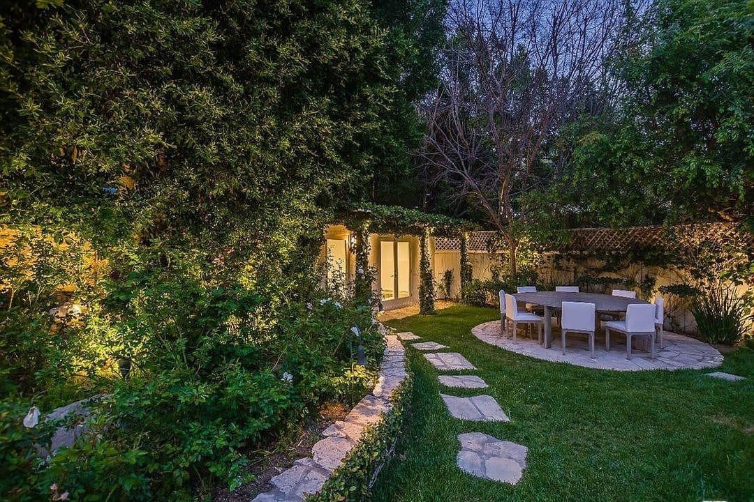Villa Luminous
