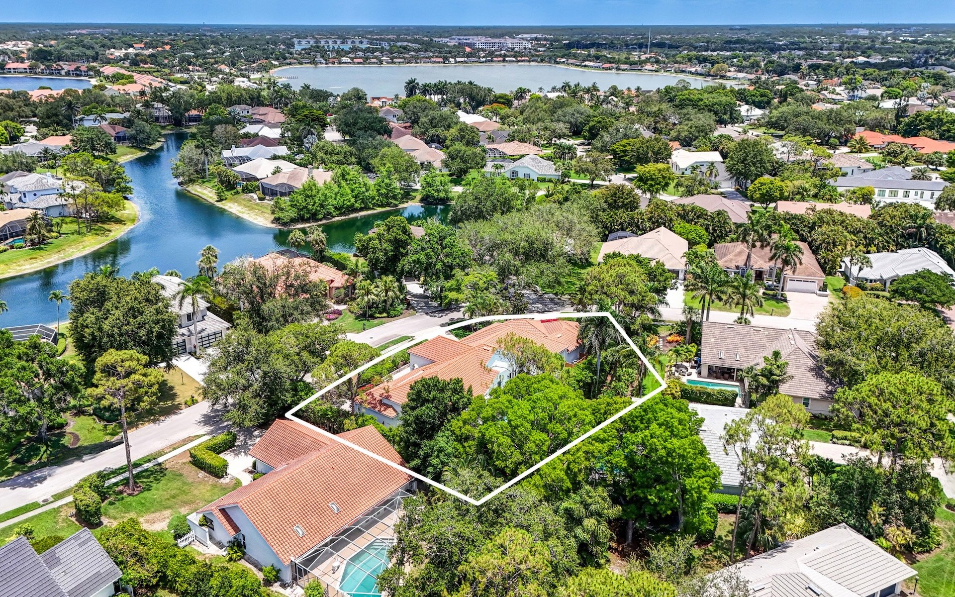 7562 Cordoba Cir