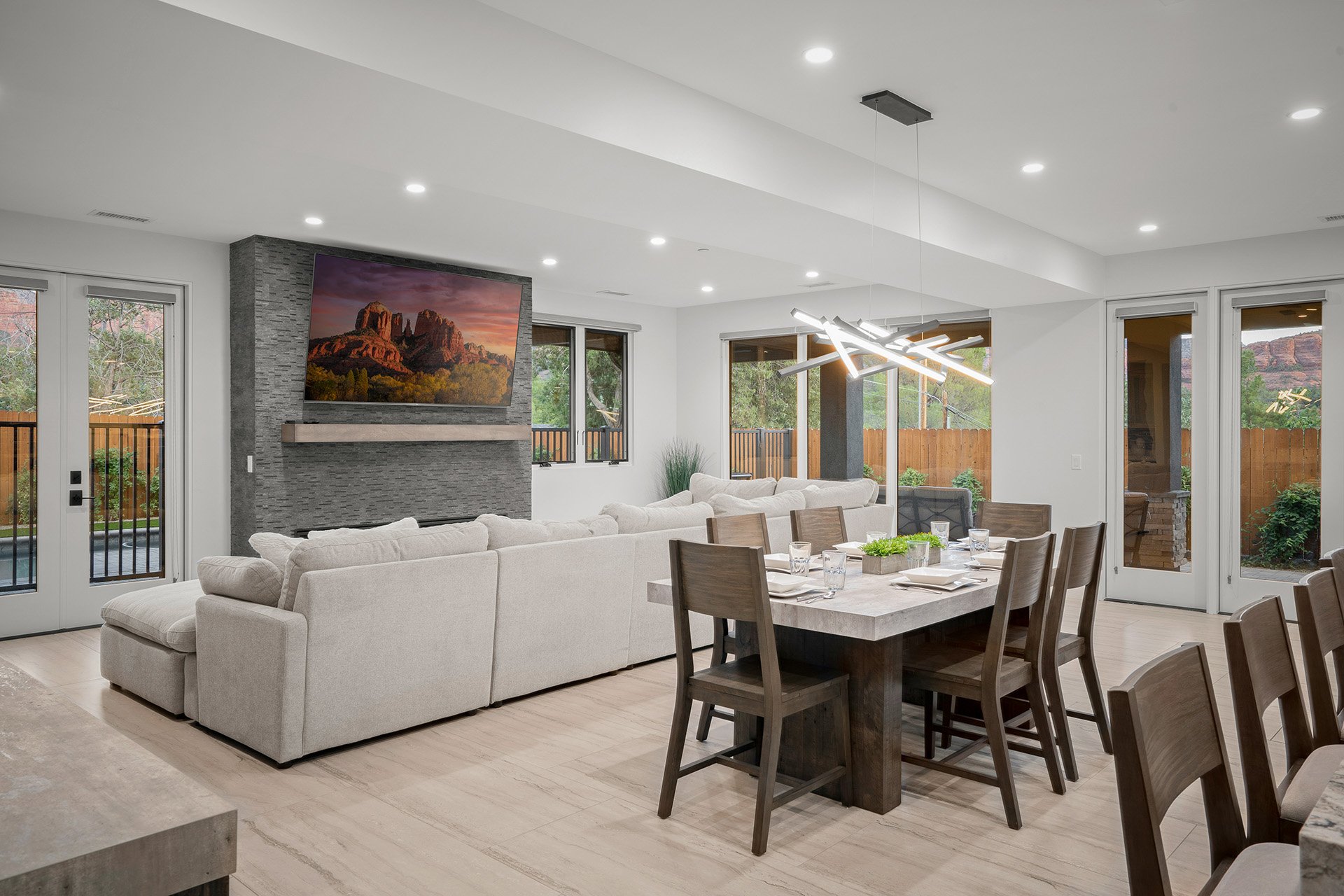 40 Roadrunner Lane