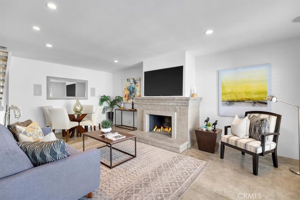 1140 Manhattan Beach Blvd #D