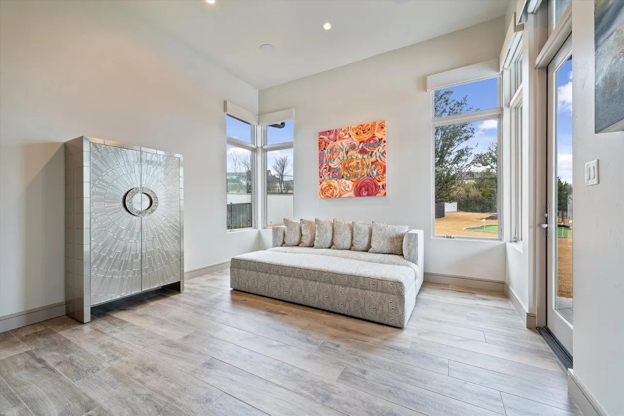 5100 Pato Ct