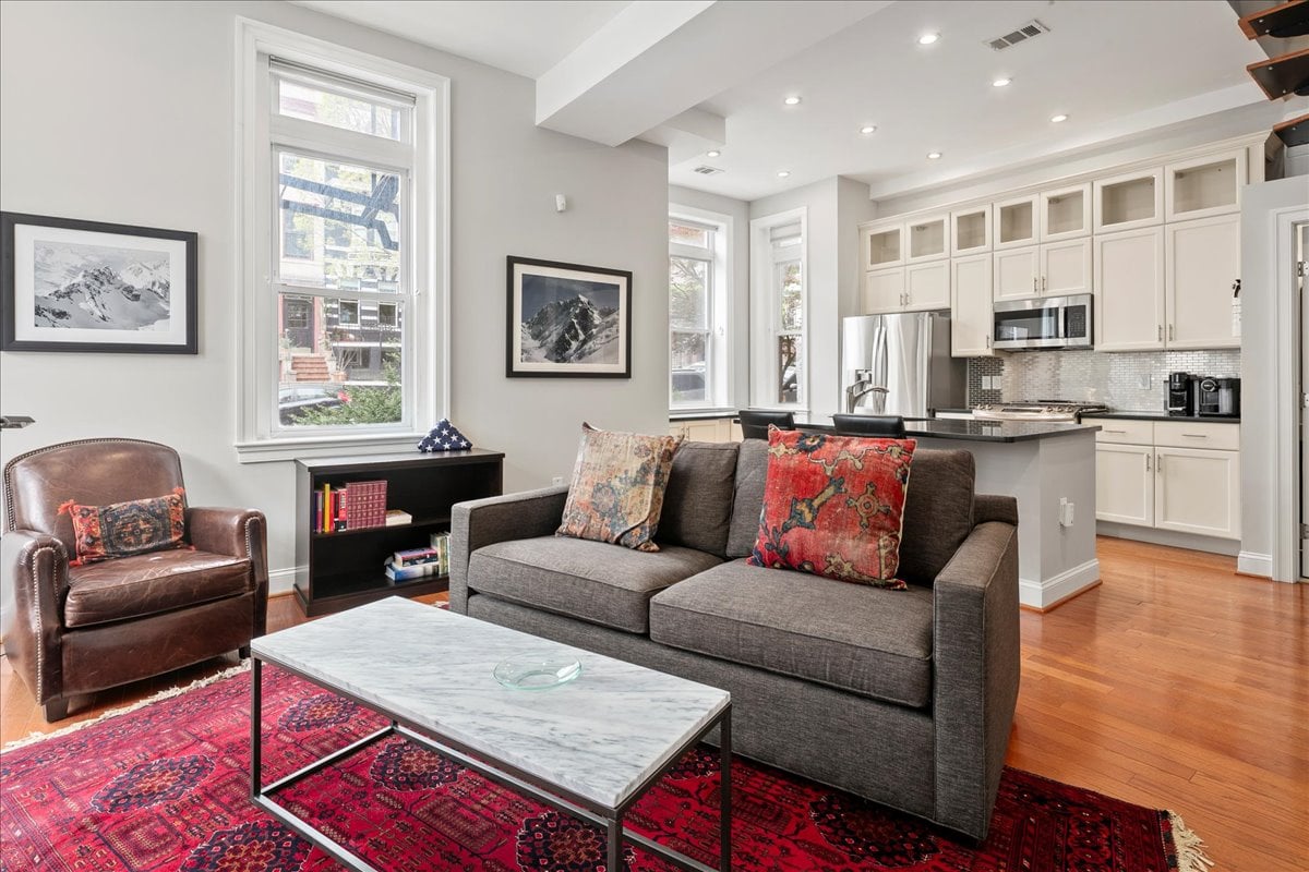 2019 19th St NW #2