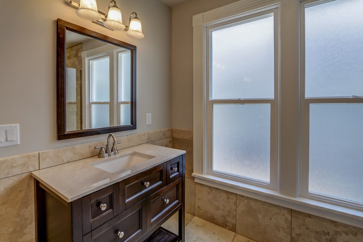 For Rent: 1213-15 Vilas Ave