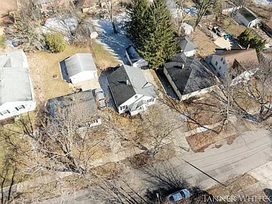 1723 Hillmount St NW