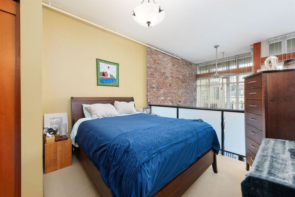 10 Renaissance Square, #104