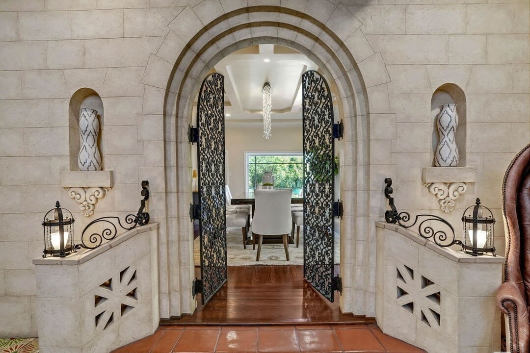Estate Eminence