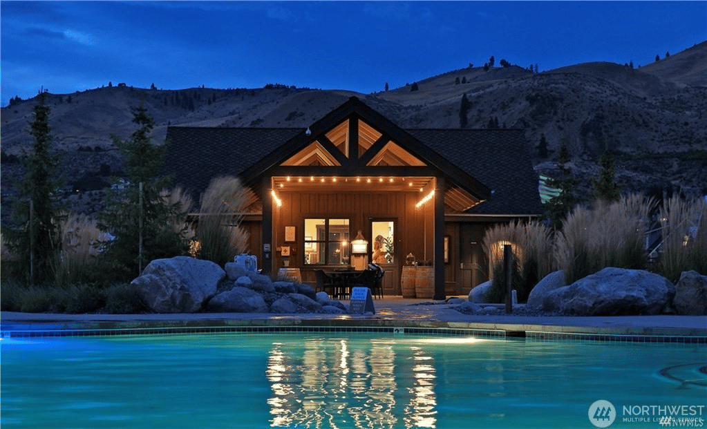 106 Porcupine Ln