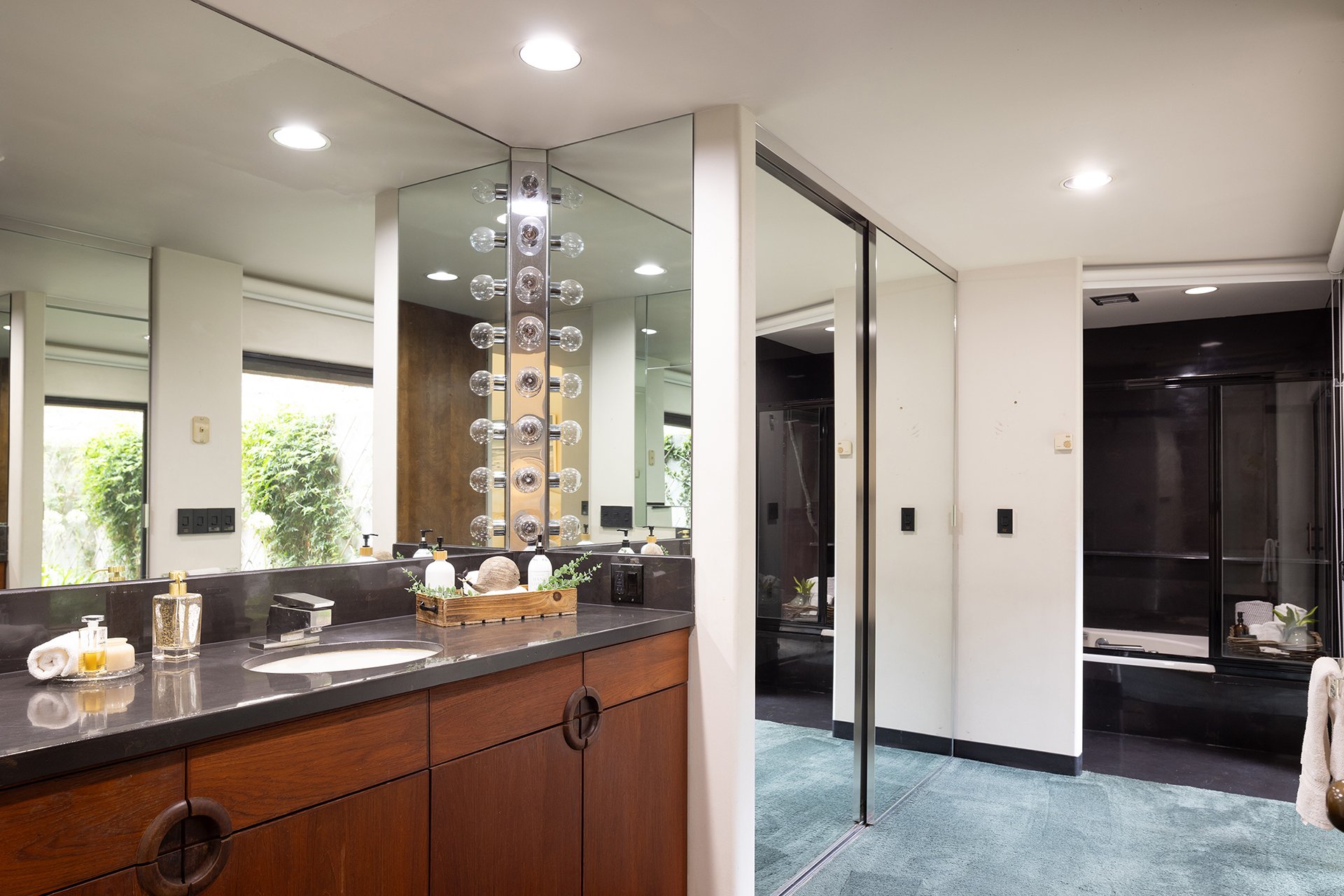 Carmel Bayview Retreat - 571 Viejo Rd