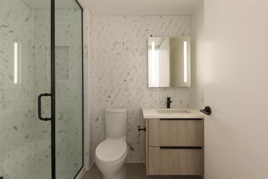 322 E 15th Ave, #215
