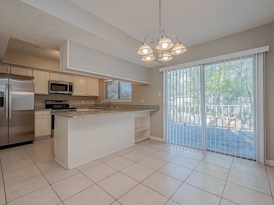 3111 Birch Creek Dr