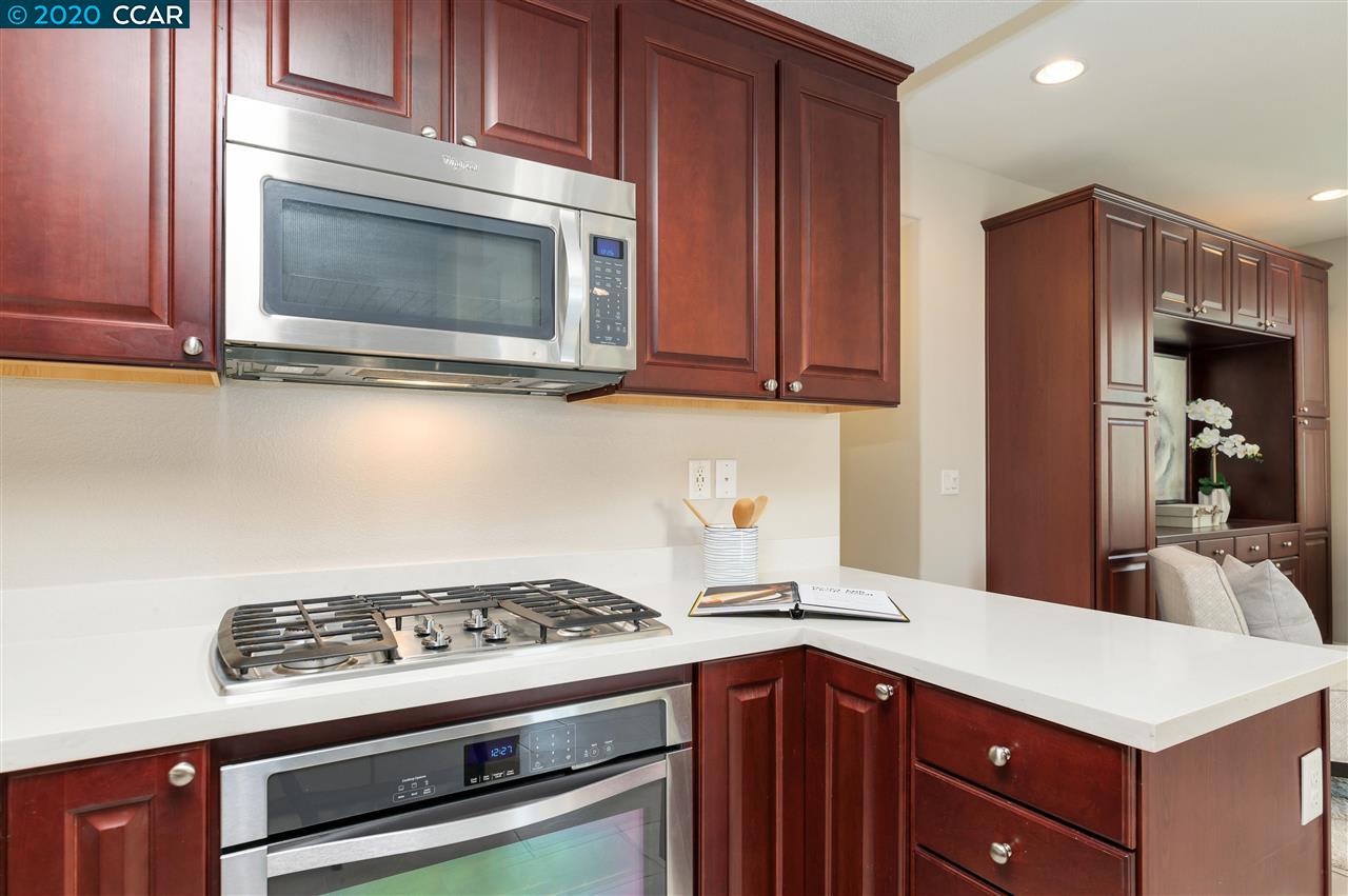 4712 Norris Canyon Rd Unit: 204