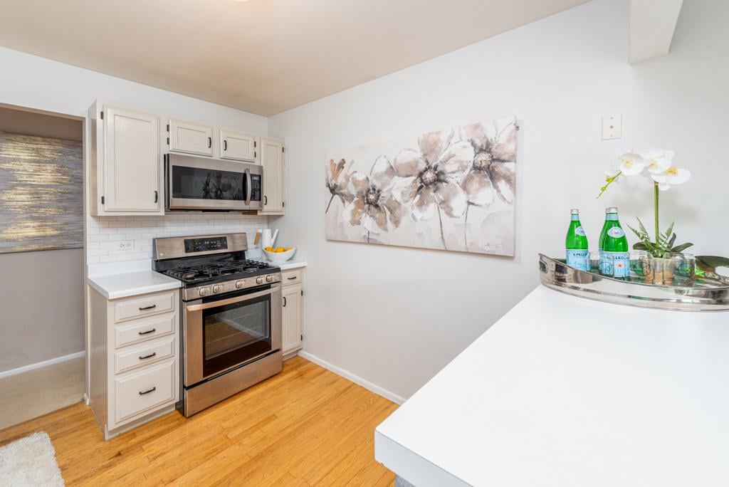 7 Aberdeen Ct, #W2