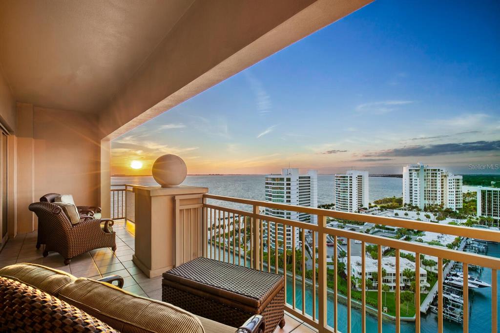 1111 RITZ CARLTON DRIVE Unit: 1701