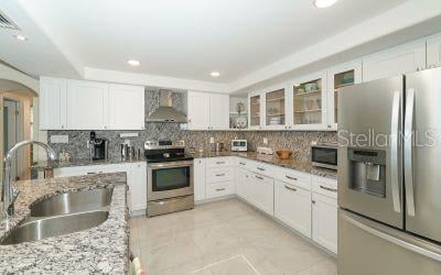 11 SUNSET DR #101