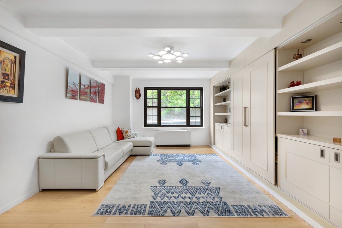 245 E 72nd St, #2AH