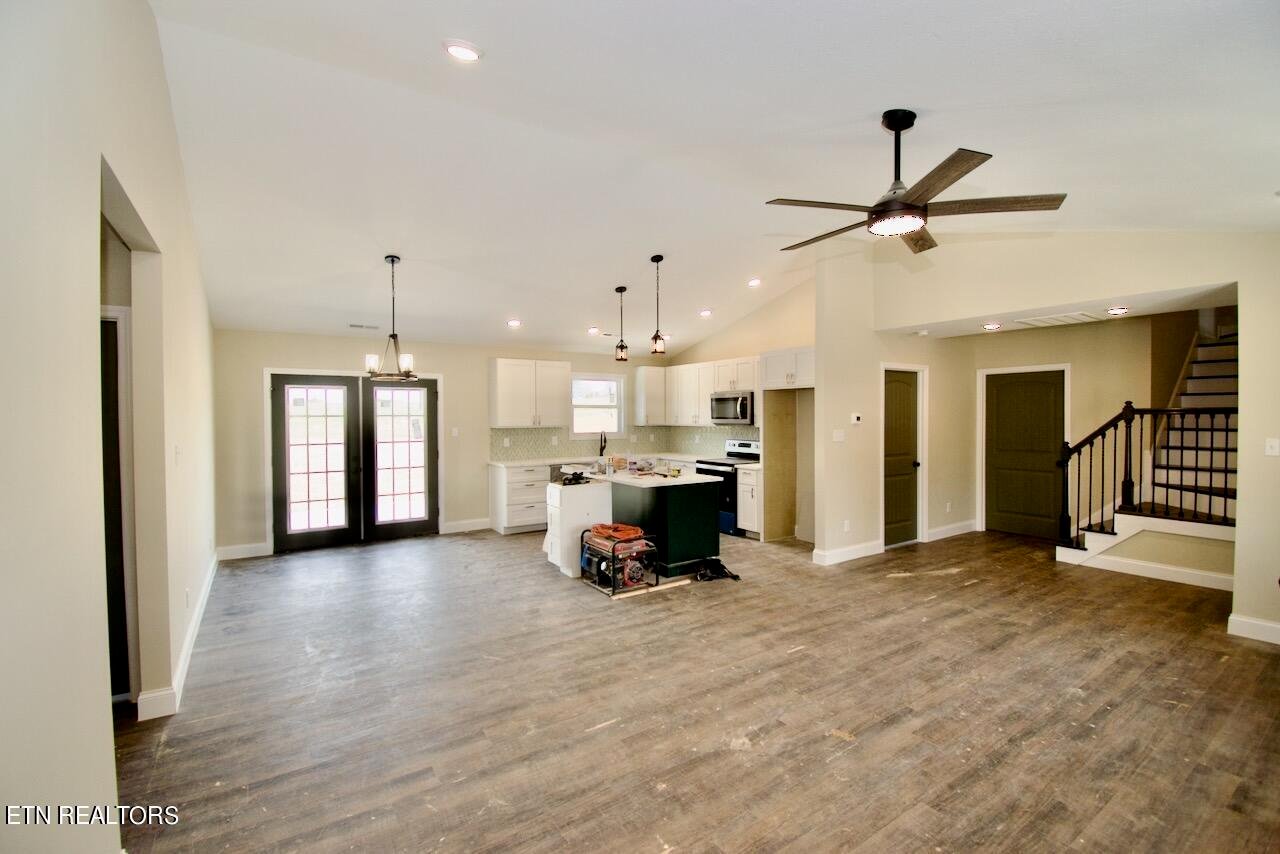 1486 E Brown School Rd