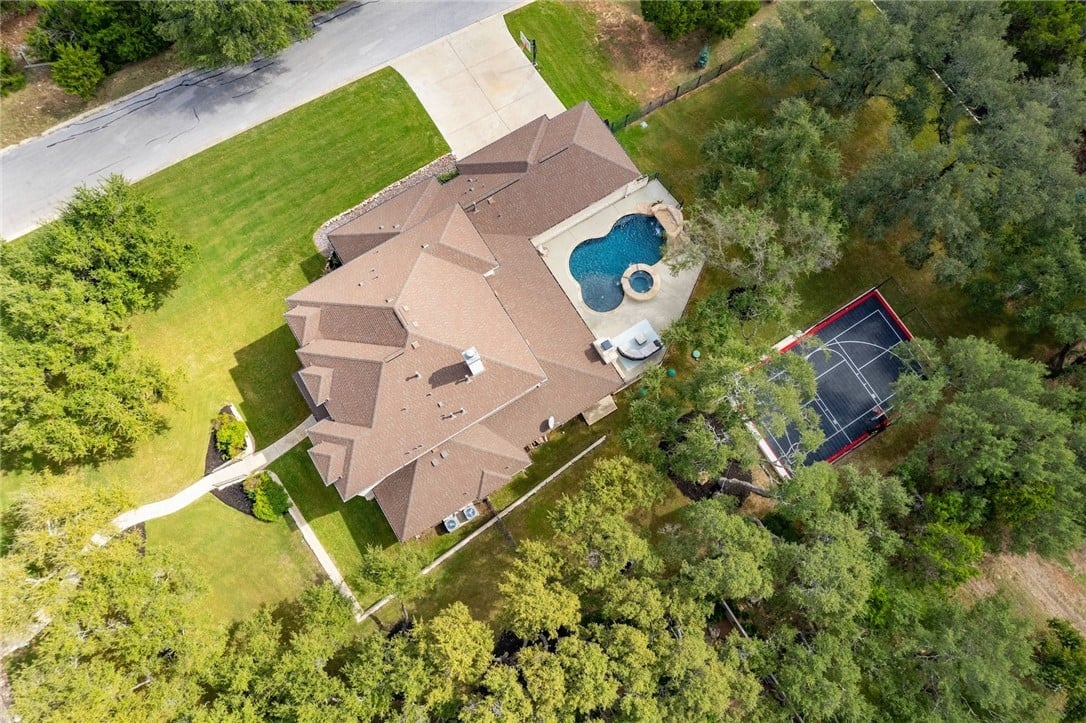220 Chadwick Dr