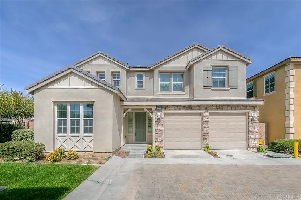 2884 S Via Belamaria