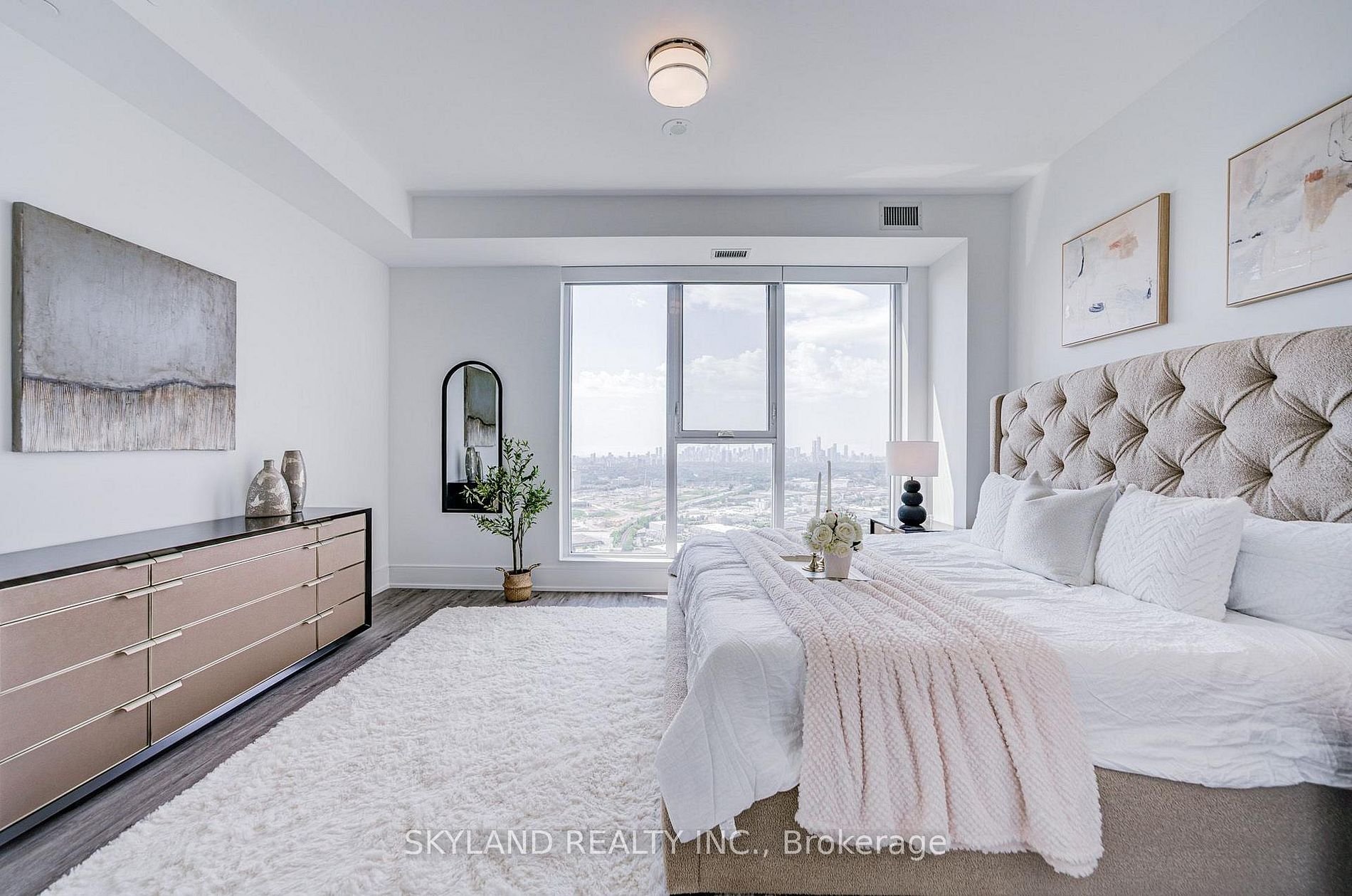 LUXURY IN TRIDEL