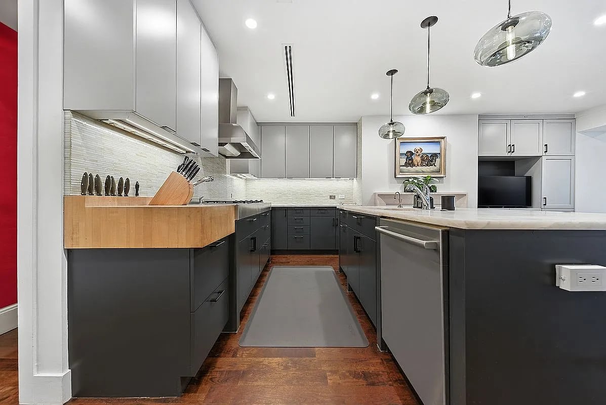 67 East 82nd Street