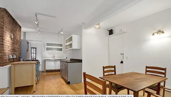 508 Canal St #2