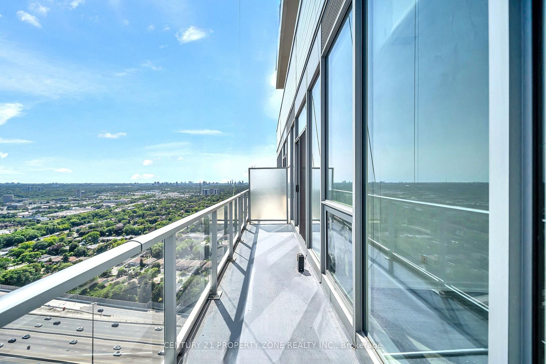 PERFECT SUITE FOR PENTHOUSE LIVING