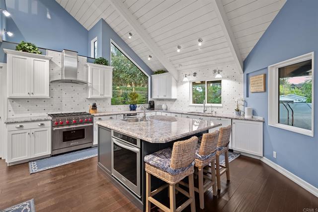 2122 Del Mar Heights Road