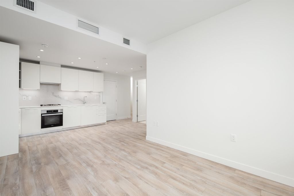 6699 Dunblane Ave, #2804