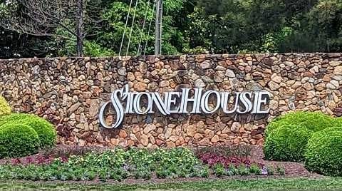 Stonehouse Neighborhood Tour