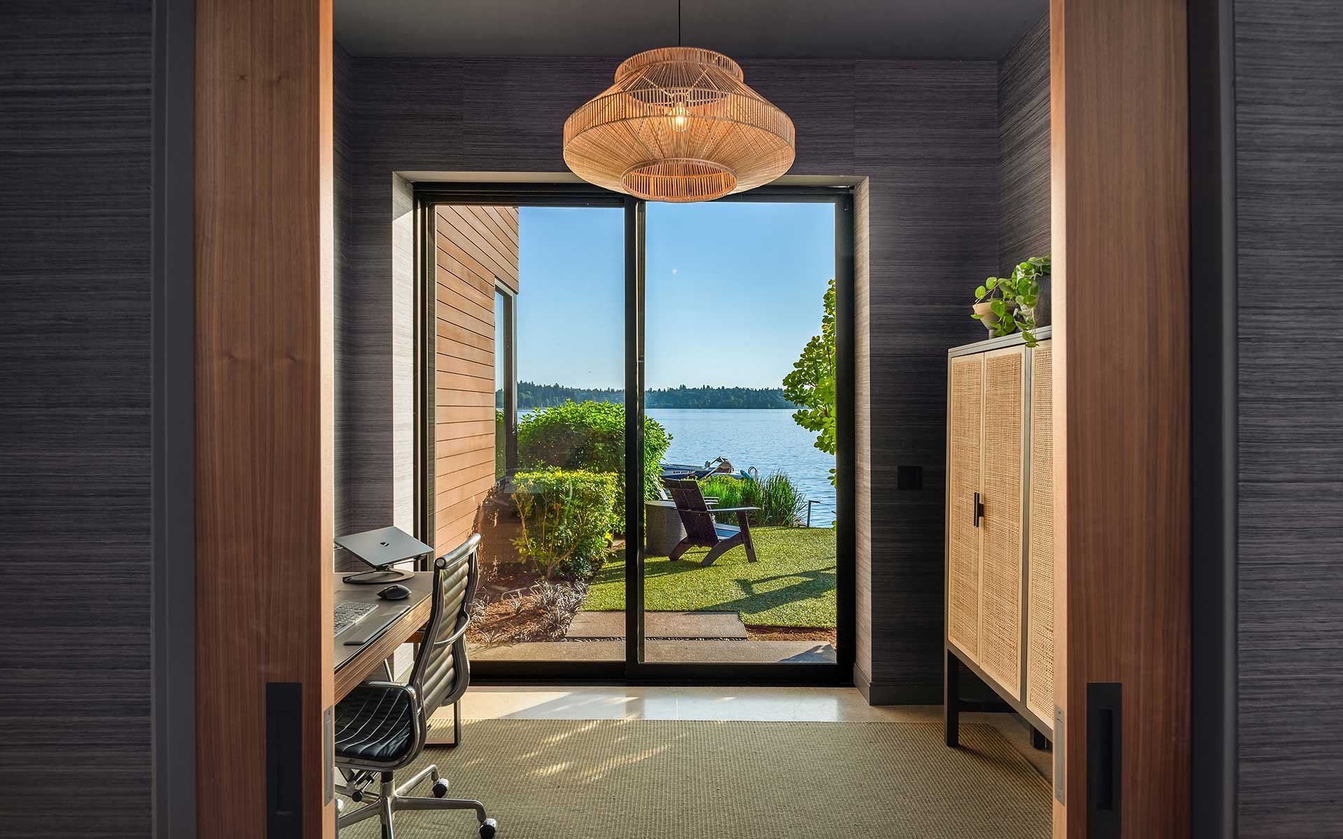 An Extraordinary Expression of Modern Waterfront Living on Mercer Island
