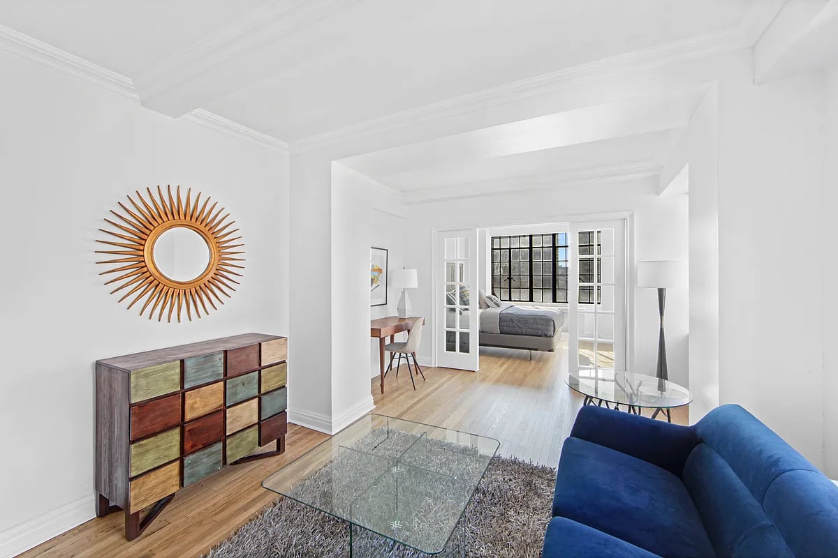 320 E 42nd St, #1510