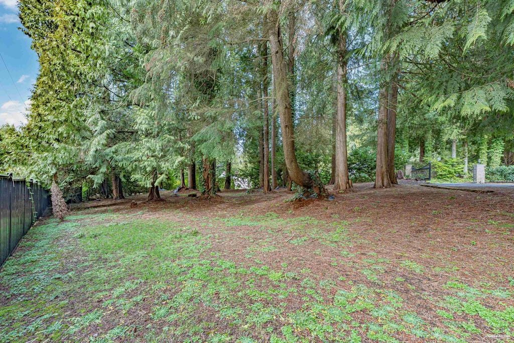 417 Hadden Dr