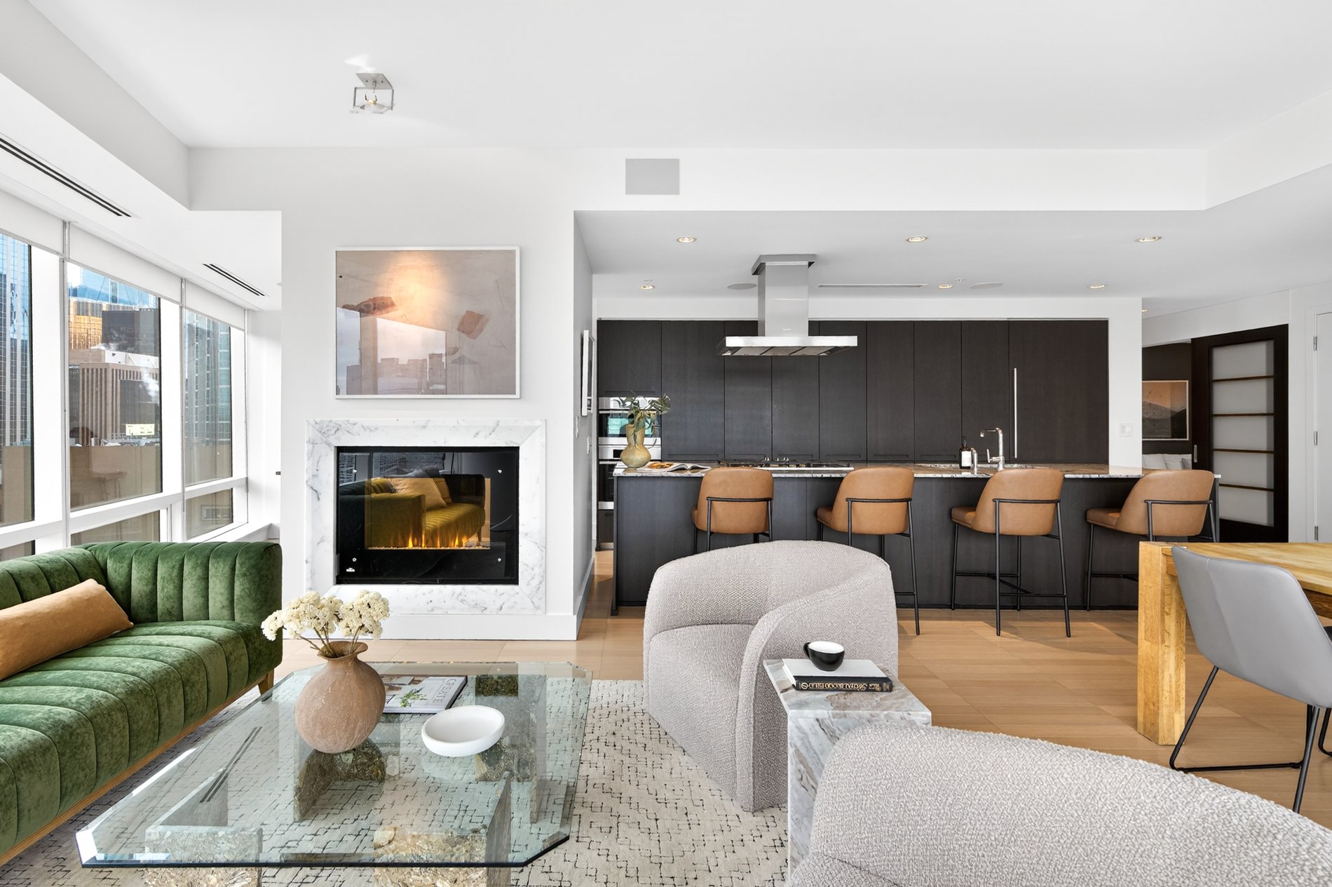 Suite 2806- 180 University Avenue