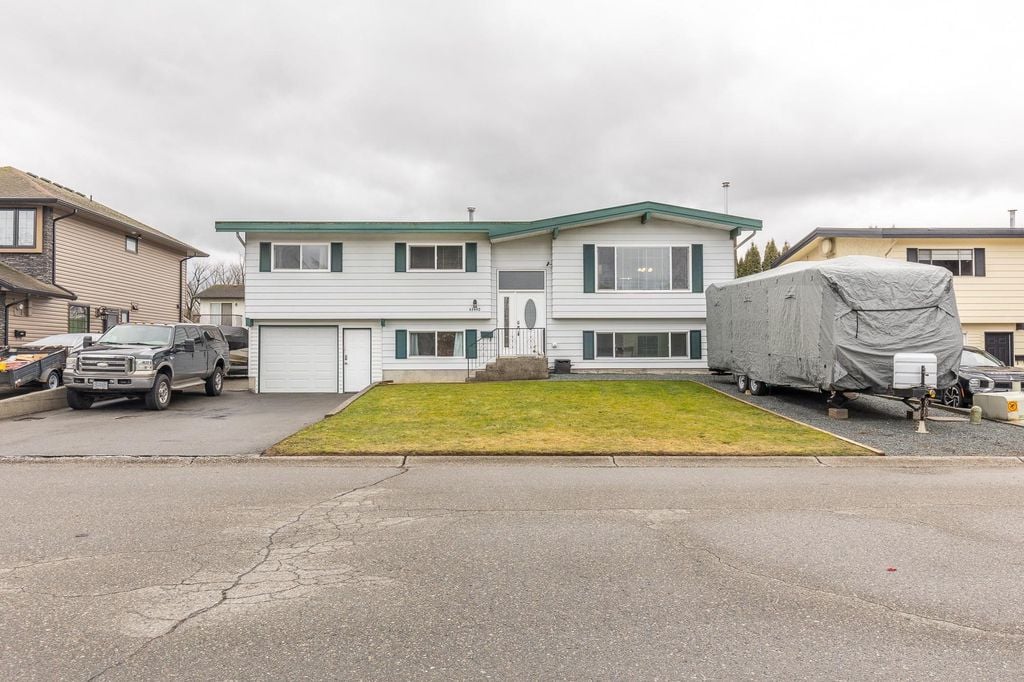 45440 Spartan Cres