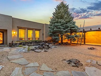89 Riverbend Rd