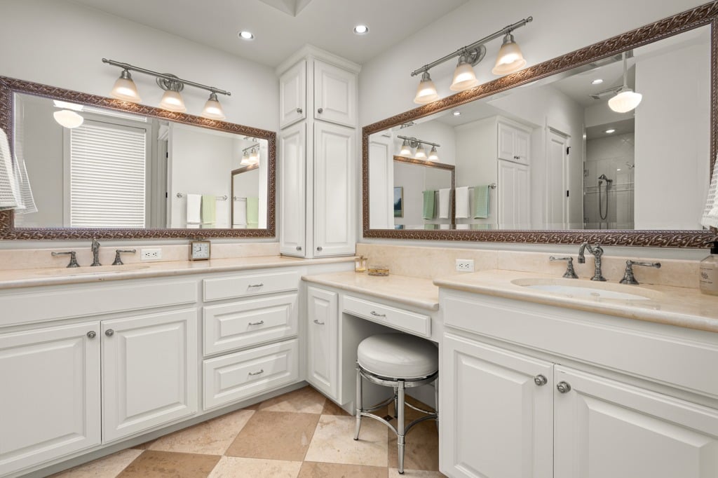 7321 Vista Mountain Drive